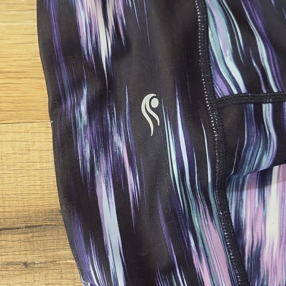 IDEOLOGY Purple Black Space Dye Cropped Leggings - Picture 10 of 14